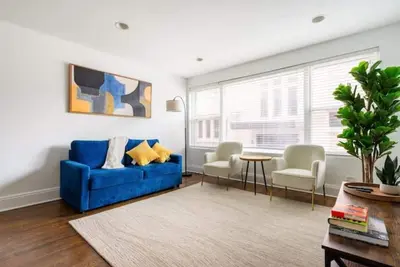 Image de 3 -bed apartment just steps to Lake Michigan