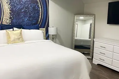 Image de 5 mins to Nrg stadium and medical center! Family-sized loft