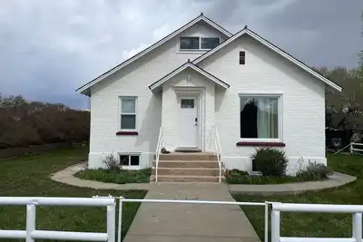 Image de Newly renovated farm house in Alton, Ut. Within 45 minutes of Bryce and Zion.