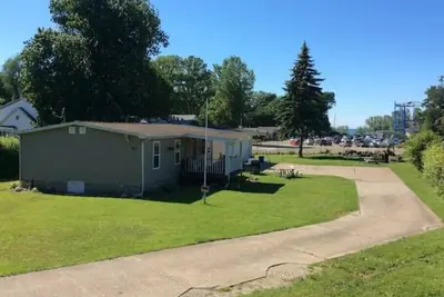 Image de Kelso Woods with private beach access! \n