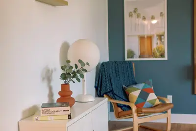 Image de Mid-Century Home by Paw Paw Lake