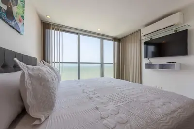 Image de 1004 Morros City - Spectacular 1 Bedroom Condo