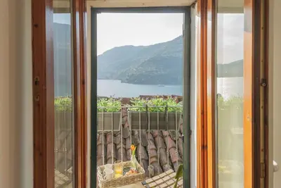 Image de The Green Nest by Lake Como