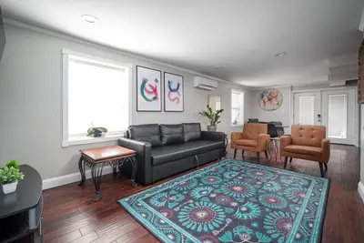 Image de Relaxing Blue Ridge Mountain Getaway w/ Tesla Charger + Porch Area