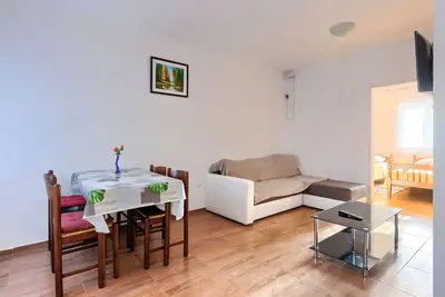 Image de Joli appartement pour 4 personnes avec Wifi, climatisation, Tv et terrasse