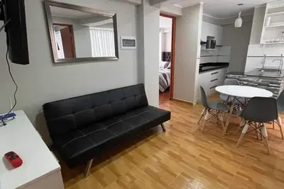 Image de Departamento de Tres Habitaciones con Cochera