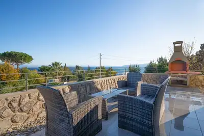 Image de Bel appartement pour 5 personnes avec climatisation, Wifi, Tv et terrasse