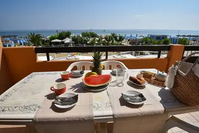 Image de Joli appartement pour 4 personnes avec Wifi, Tv, balcon et animaux admis