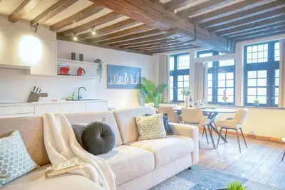 Image de Stunning 2-Br Apt in Ghent