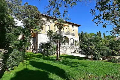 Image de Agréable appartement dans une maison de vacances avec climatisation, Wifi, Tv et terrasse
