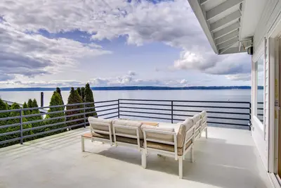 Image de Bright Camano Home ~ 4 Mi to Cama Beach State Park