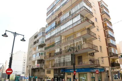 Image de Agréable appartement pour 4 personnes avec piscine, climatisation, Tv et terrasse