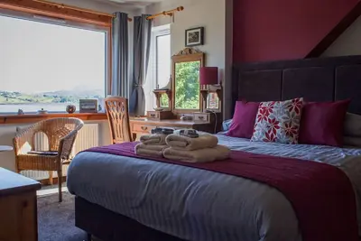 Magnifique maison de vacances privée pour 6 personnes avec Wifi, Tv, patio et parking