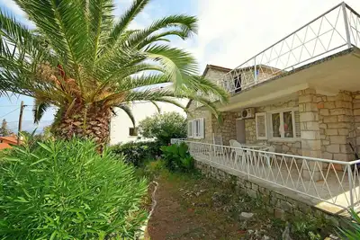 Image de Merveilleuse maison de vacances privée pour 7 personnes avec climatisation, Wifi, Tv et terrasse