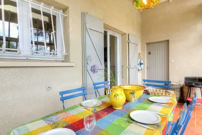 Image de Merveilleuse maison de vacances privée pour 6 personnes avec Wifi, Tv, terrasse et parking