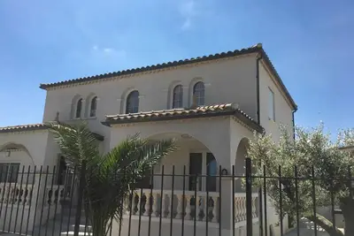 Image de Homerez - Villa charmante à Saint-Gilles avec piscine