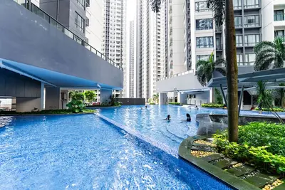 Image de Welcome to The Contemporary Escape, where luxury and comfort await you.