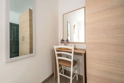 Image de Joli appartement pour 4 personnes avec climatisation, Wifi, Tv et balcon