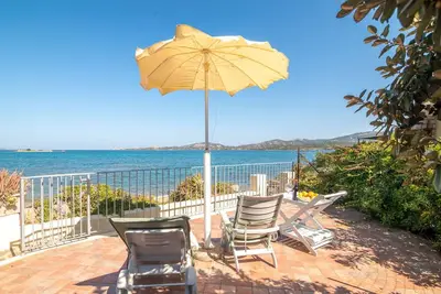 Image de Joli appartement pour 5 personnes avec Wifi, climatisation, Tv, terrasse, animaux admis et parking