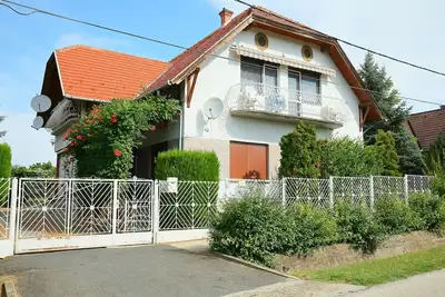 Image de Confortable appartement pour 6 personnes avec Wifi, climatisation, Tv, balcon et parking