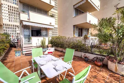 Image de Joli appartement pour 4 personnes avec Wifi, climatisation, Tv, patio, vue panoramique et parking