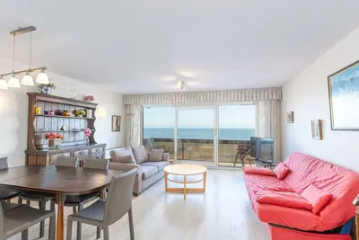 Appartement lumineux au 7ème étage