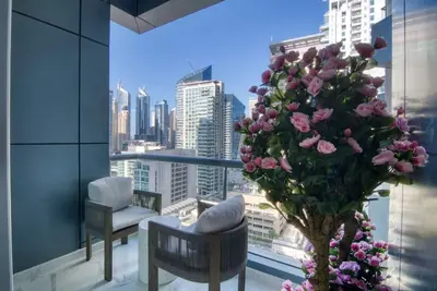 Image de Family-Friendly 4br Marina Home – Prime Dubai Location