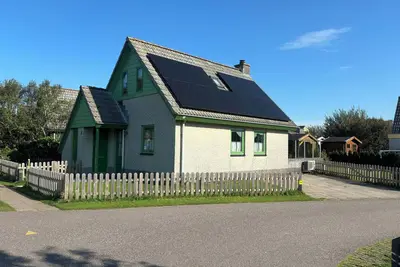 Image de 4 bedroom accommodation in Julianadorp aan Zee