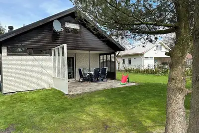 Image de 3 bedroom accommodation in Julianadorp aan Zee