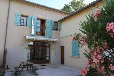 Image de Belle maison de vacances privée pour 5 personnes avec Tv et terrasse