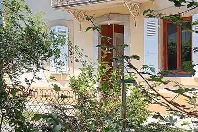 Image de Maison savoyarde lac d'Annecy, sports nautiques, parapente, lac plage à 2min