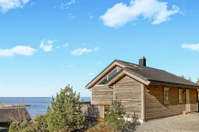 Image de Belle maison de 2 chambres à Raudeberg