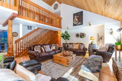 Image de Gldn05 - Spacious Home, Games Galore, Ac