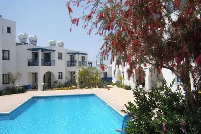 Image de Paphos Apartment mit Poolblick 15 Minuten zu Fuß zum Strand