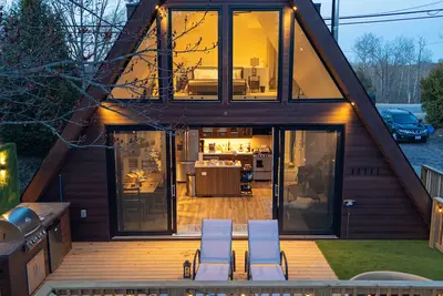 Image de New Hot Tub, Sauna, Bbq, T. O<2h, Nespresso, Wifi