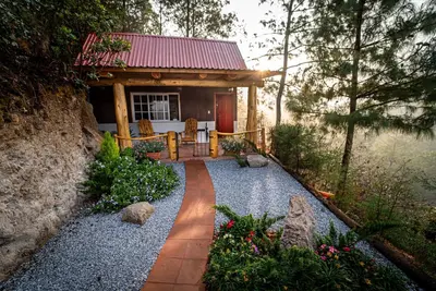 Image de Cozy mountain Cabin with great views. Finca Chuchiyá