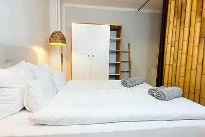 Image de Suhl - Zentral Bahnhof Congress Parkplatz