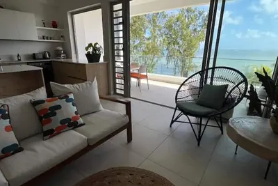 Image de Exquisite Sea facing apartment