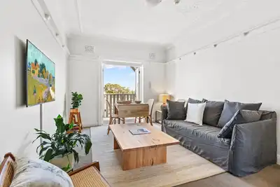 Image de Little Tuscany Vintage Elegance in Paddington