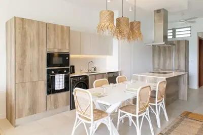 Image de Exquisite Beachfront Apartment