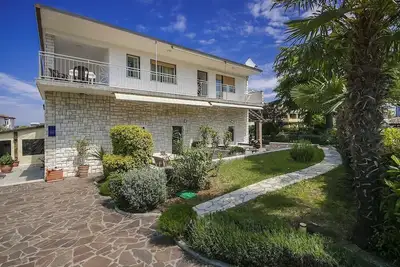 Image de Appartement de vacances Umag pour 1 - 5 personnes avec 2 chambres à coucher - Appartement de vacance