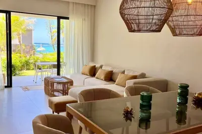 Image de Exclusive beachfront apartment