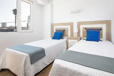 Image de Bel appartement pour 4 personnes avec climatisation, Wifi, Tv, balcon et parking