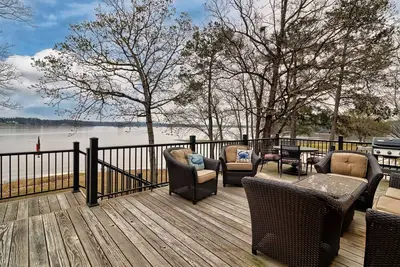 Image de Dream Lake House! 4 Bedrooms/King Beds + 4 Full Baths on Lake Wateree!