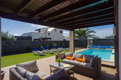 Image de Beautiful 3 Bedroom Detached Villa, Sea View, Private Garden, Heated Pool, Aircon