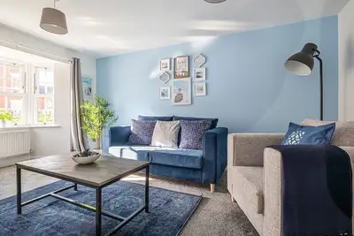 Image de New modern & comfortable listing