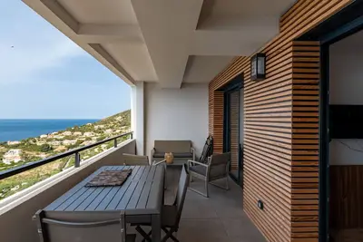 Image de Agréable appartement pour 4 personnes avec Wifi, climatisation, patio et parking