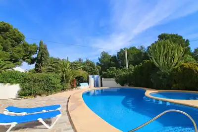 Image de Confortable appartement dans une maison de vacances avec climatisation, piscine, Wifi, Tv, terrasse