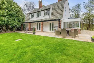 Image de Stunning coastal 6/bed house w/parking & garden