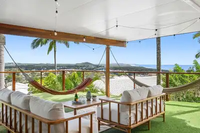Image de TreasureView Beach House #9 -Entire property
